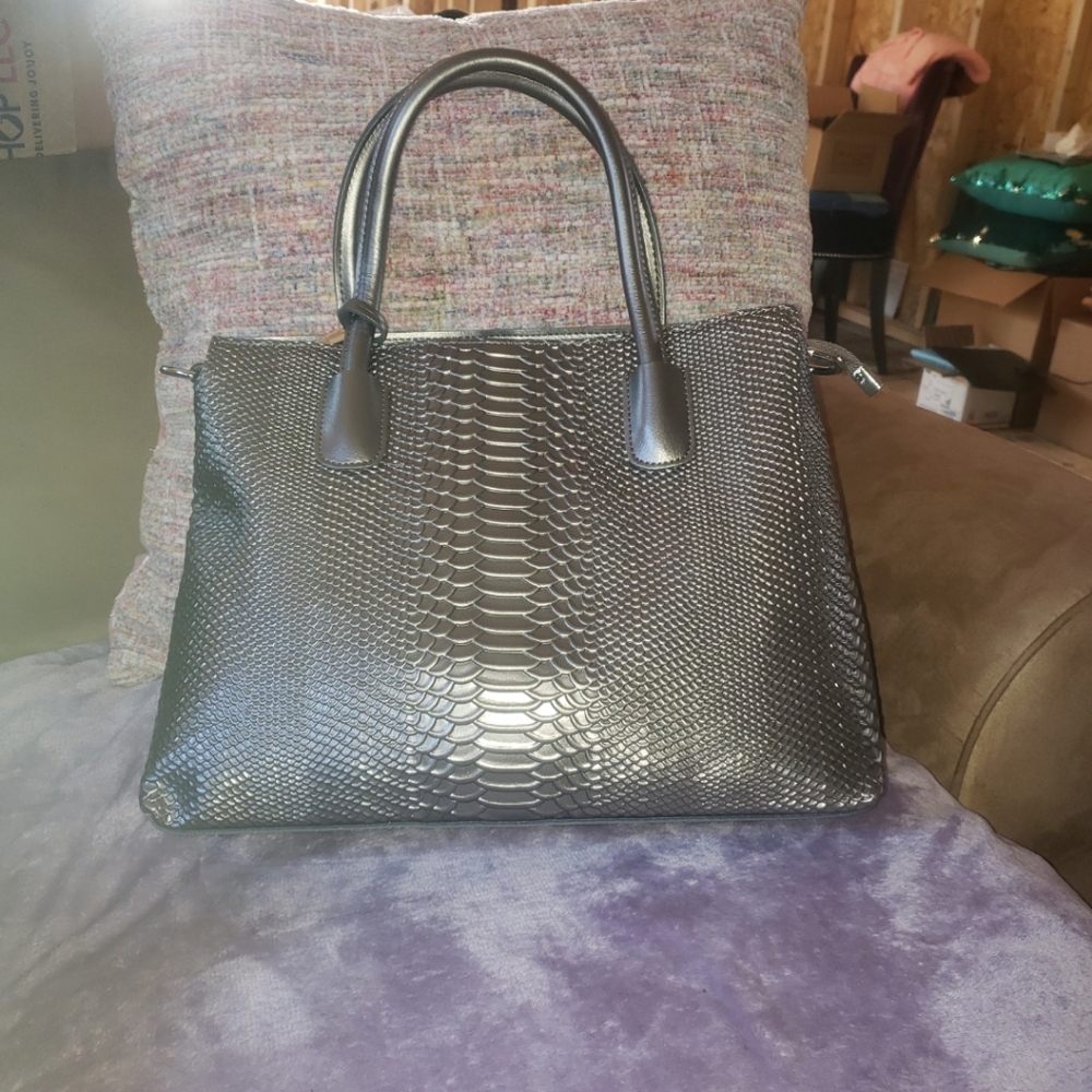 Leather Silver all leather Handbagandbag